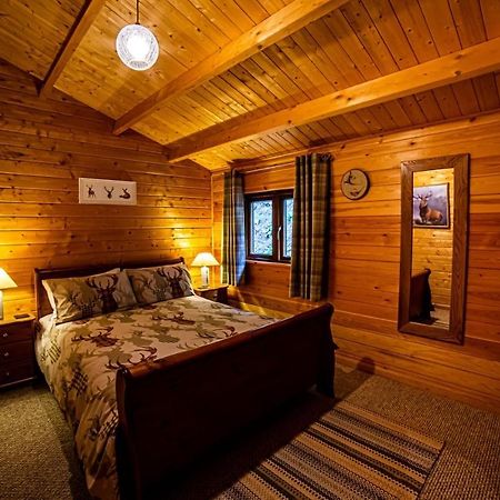 Cairnhill Lodge - Award-Winning Luxury Highland Retreat Blairgowrie and Rattray Exteriör bild