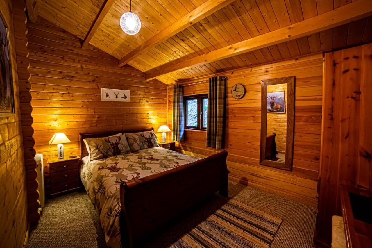 Cairnhill Lodge - Award-Winning Luxury Highland Retreat Blairgowrie and Rattray Exteriör bild